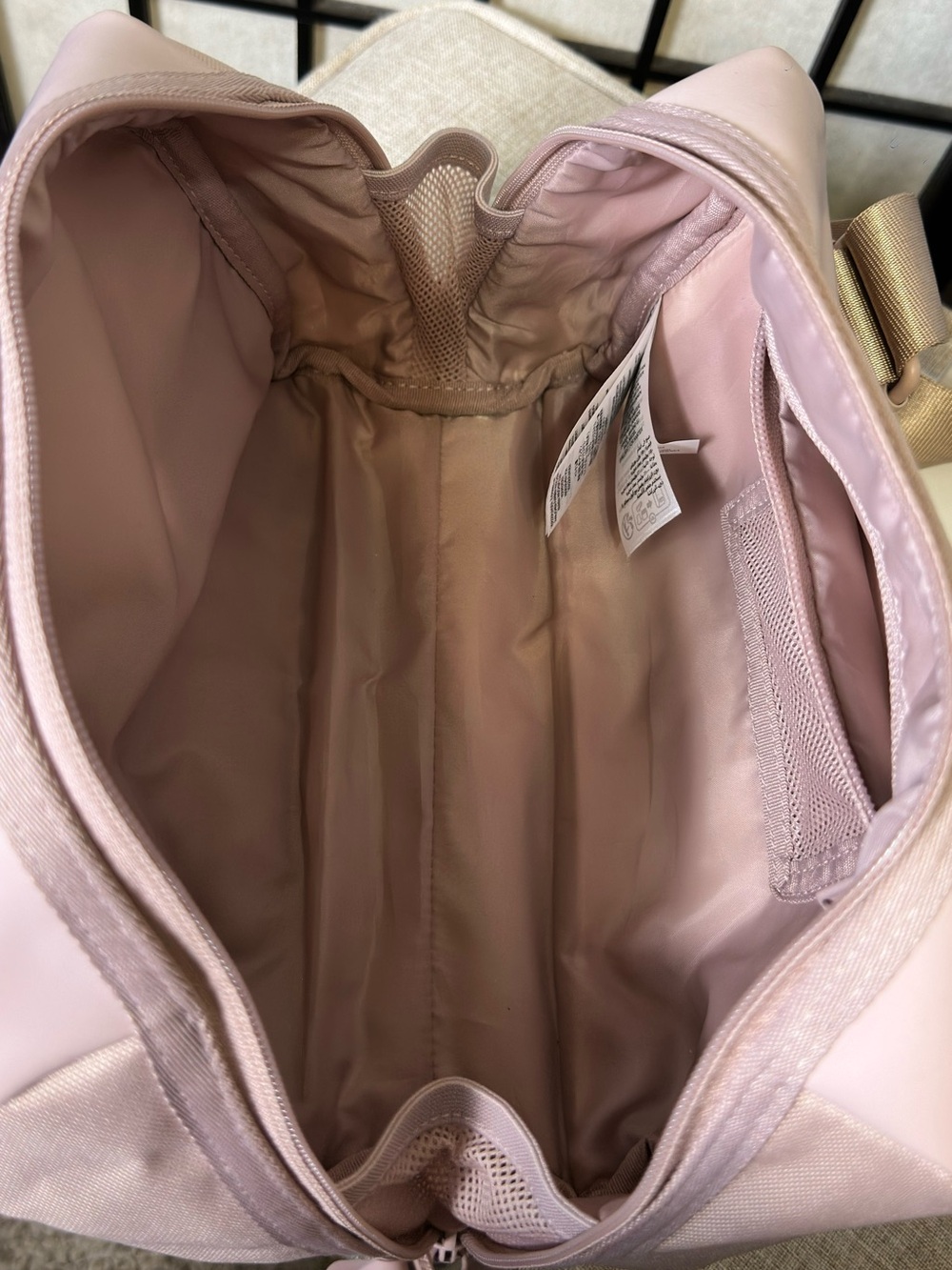 GYMSHARK Blush Pink Gym Bag - Picture 14 of 16